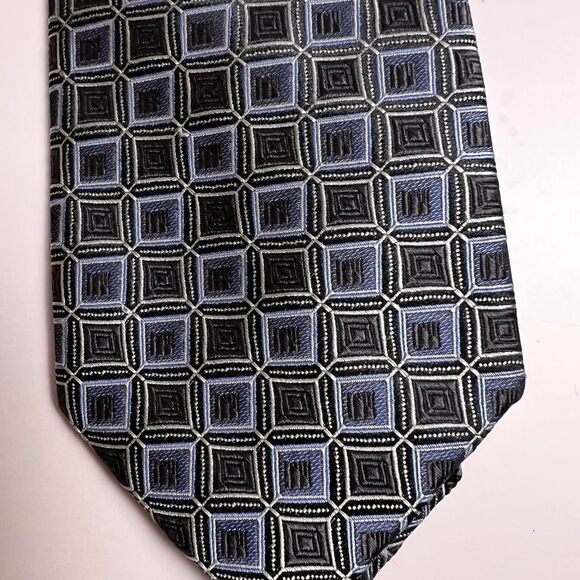 Jos. A. Bank Other - NWT JOS A Bank Men's necktie Signature Black & Blue Silk‎ Tie